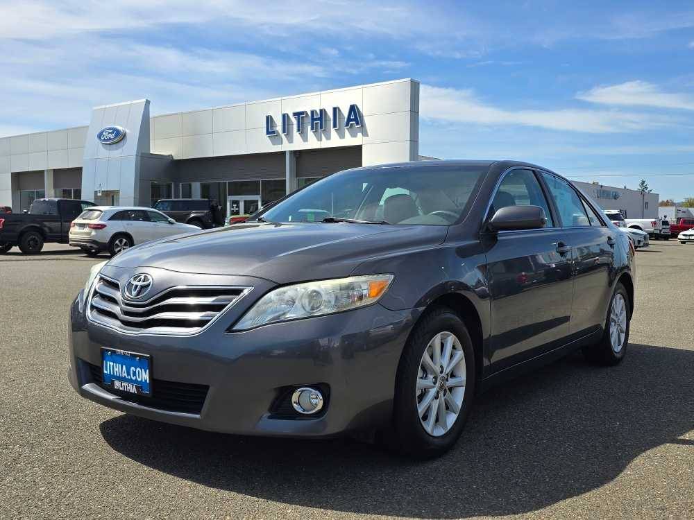 2011 Toyota Camry XLE — Sedan — 130,069 mi — Roseburg, OR