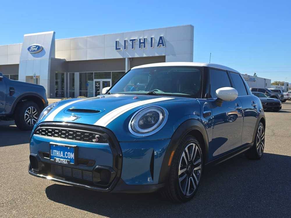 2023 MINI Hardtop Cooper S — Hatchback — 22,717 mi — Roseburg, OR