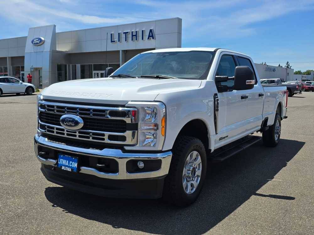 2023 Ford Super Duty F-350 XLT — Pickup Truck — 20,182 mi — Roseburg, OR