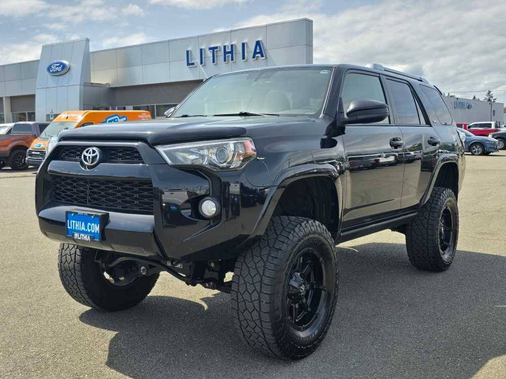 2015 Toyota 4Runner SR5 — SUV — 154,606 mi — Roseburg, OR
