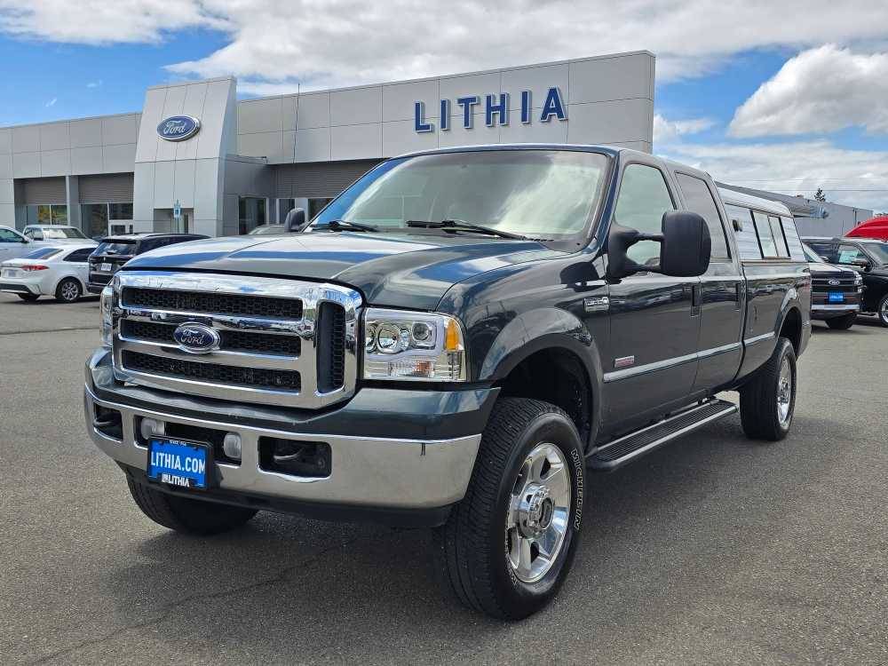 2005 Ford Super Duty F-350 Lariat — Pickup Truck — 203,497 mi — Roseburg, OR