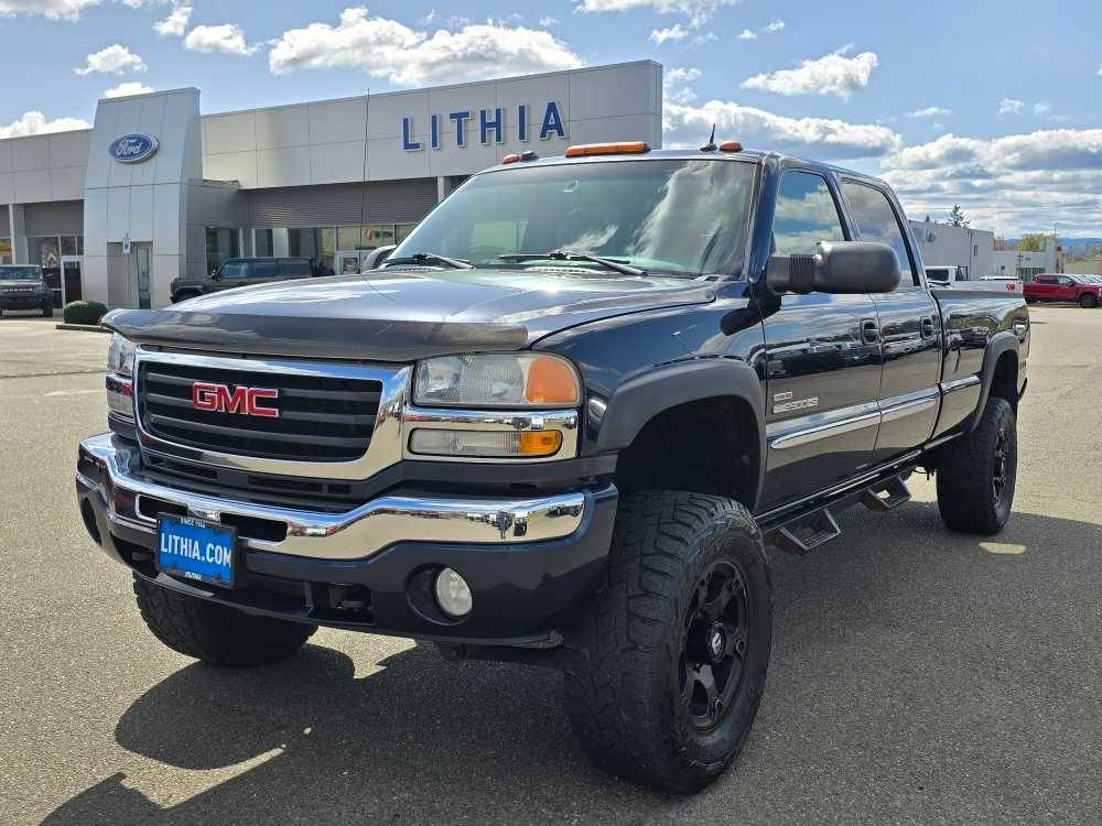2005 GMC Sierra 2500HD SLT — Pickup Truck — 179,484 mi — Roseburg, OR
