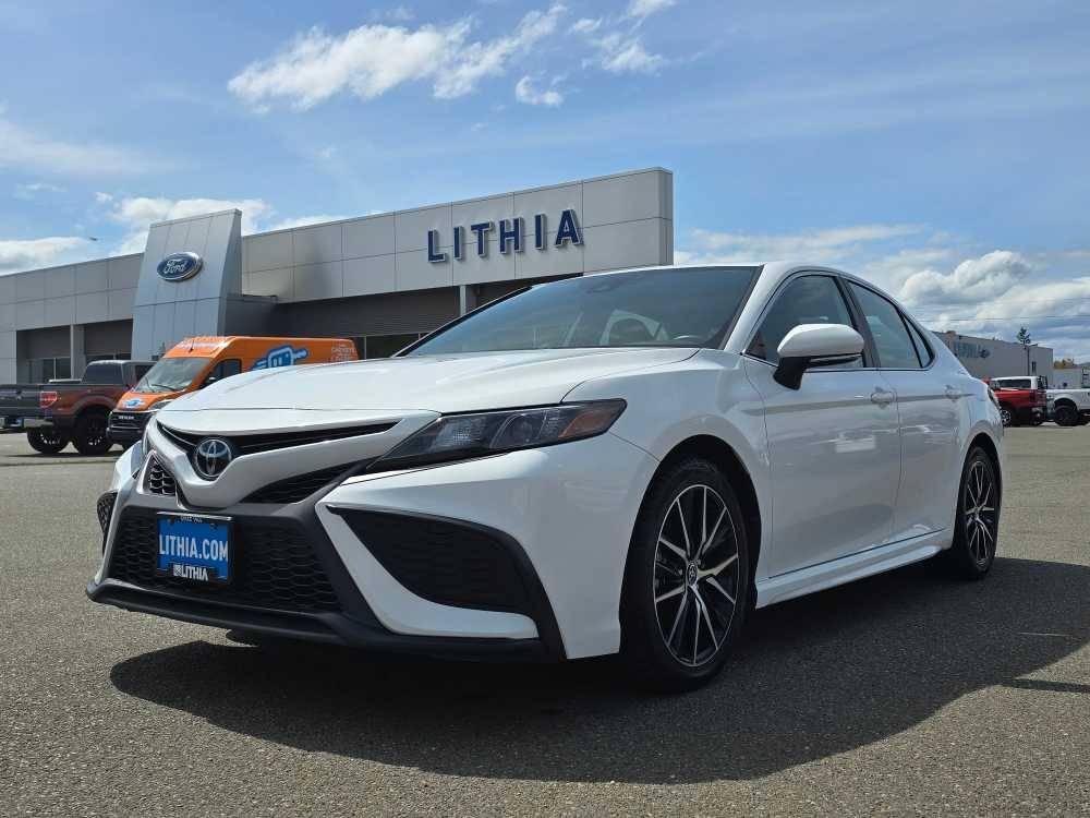 2022 Toyota Camry SE — Sedan — 47,589 mi — Roseburg, OR