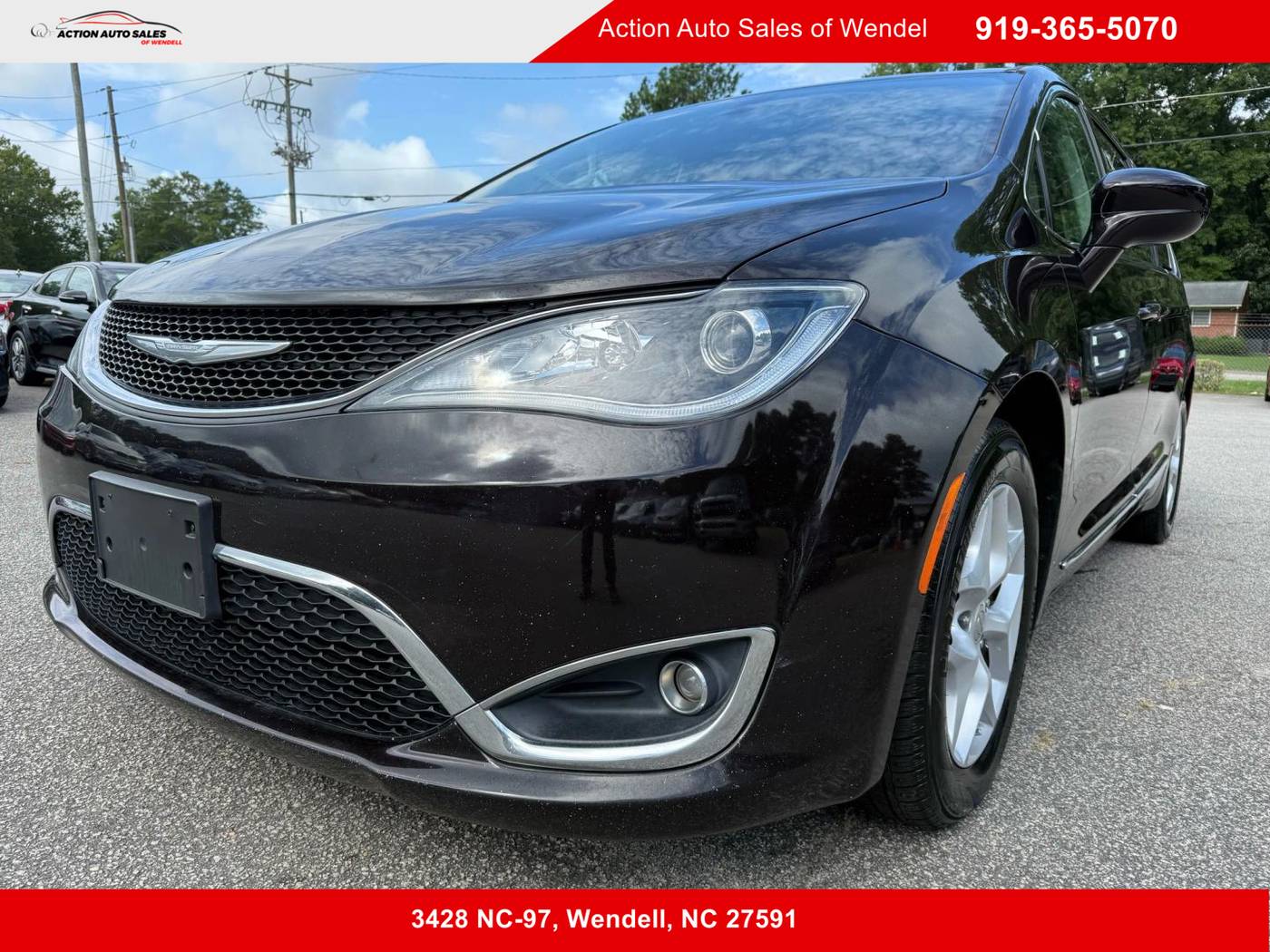 2017 Chrysler Pacifica Touring L — Minivan — 103,378 mi — Wendell, NC