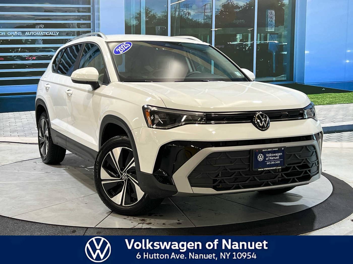 2025 Volkswagen Taos SE — SUV — 4,016 mi — Nanuet, NY