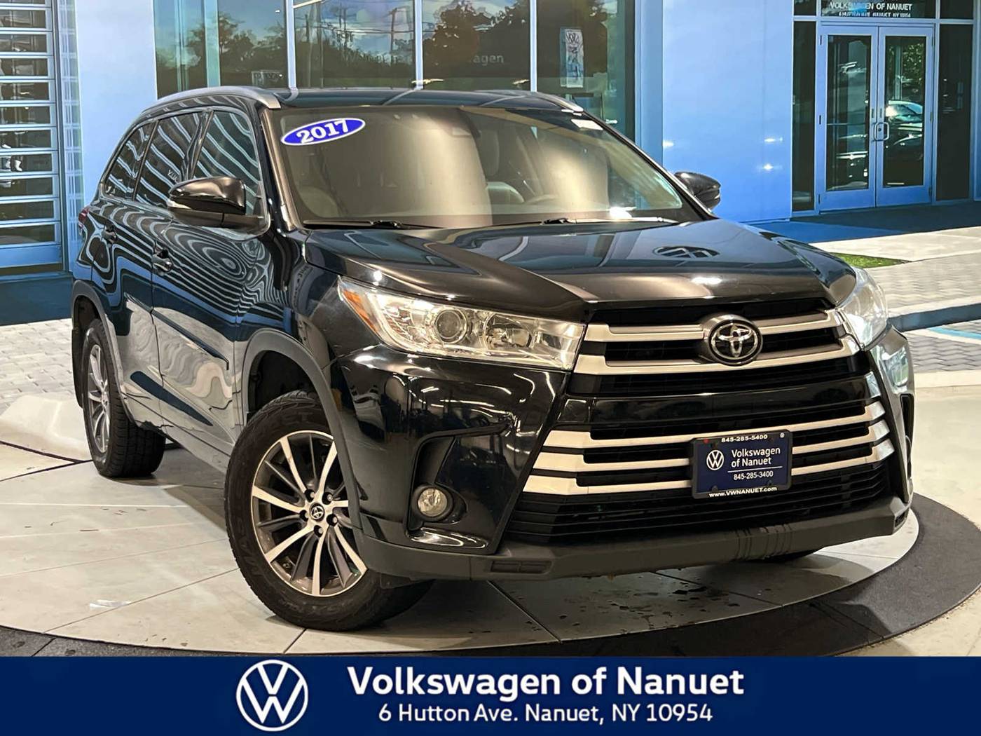 2017 Toyota Highlander XLE — SUV — 136,078 mi — Nanuet, NY