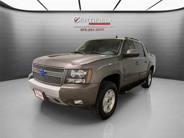 2011 Chevrolet Avalanche LT — Pickup Truck — 145,941 mi — Dallas, TX