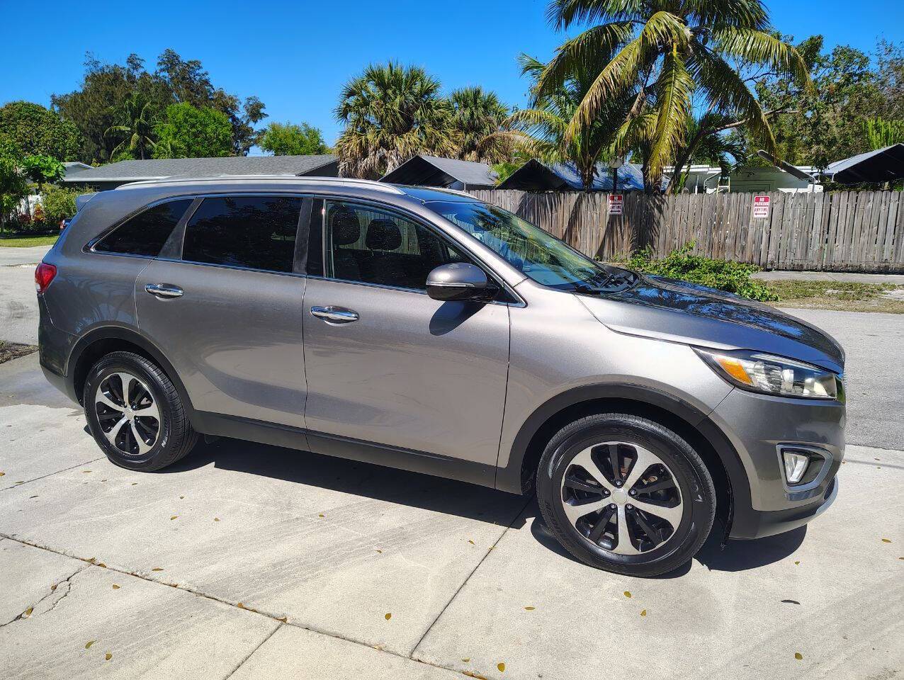 2016 Kia Sorento EX — SUV — 66,091 mi — Pompano Beach, FL