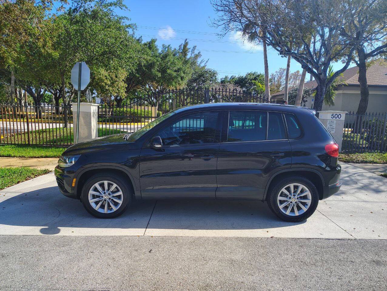 2014 Volkswagen Tiguan S — SUV — 88,115 mi — Pompano Beach, FL