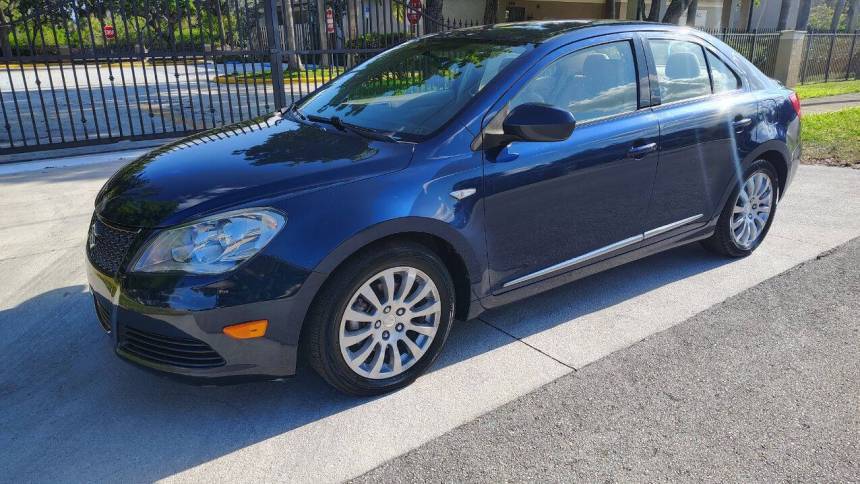 2013 Suzuki Kizashi SE