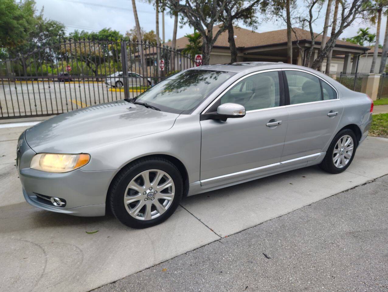 2011 Volvo S80 3.2 — Sedan — 96,760 mi — Pompano Beach, FL