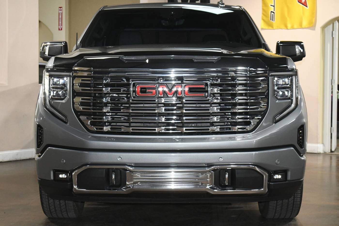 2023 GMC Sierra 1500 Denali — Pickup Truck — 30,733 mi — Tampa, FL
