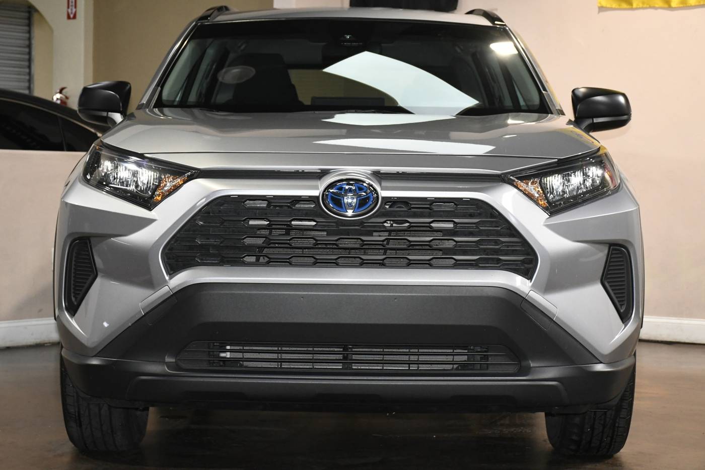 2022 Toyota RAV4 Hybrid LE — SUV — 34,225 mi — Tampa, FL