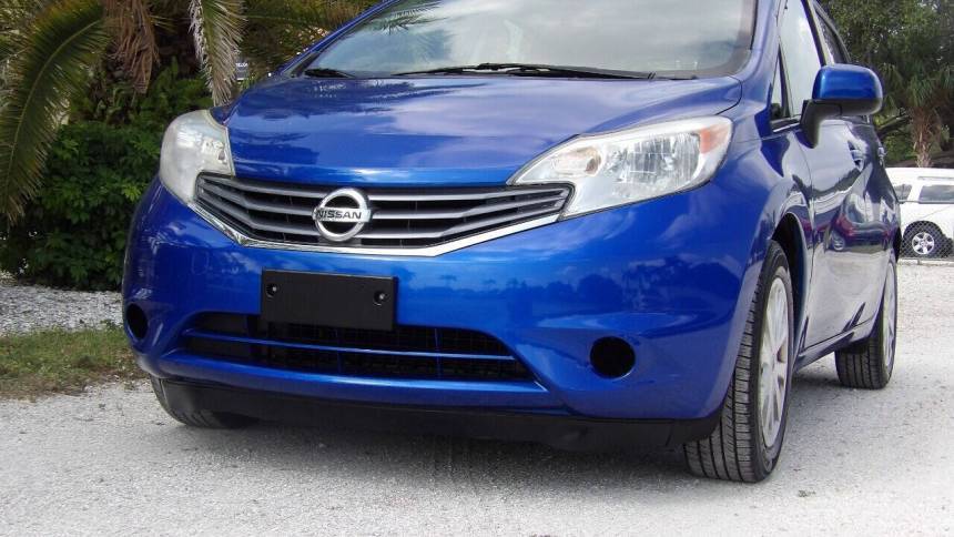 2014 Nissan Versa 1.6 SV — Hatchback — 110,564 mi — Fort Myers, FL
