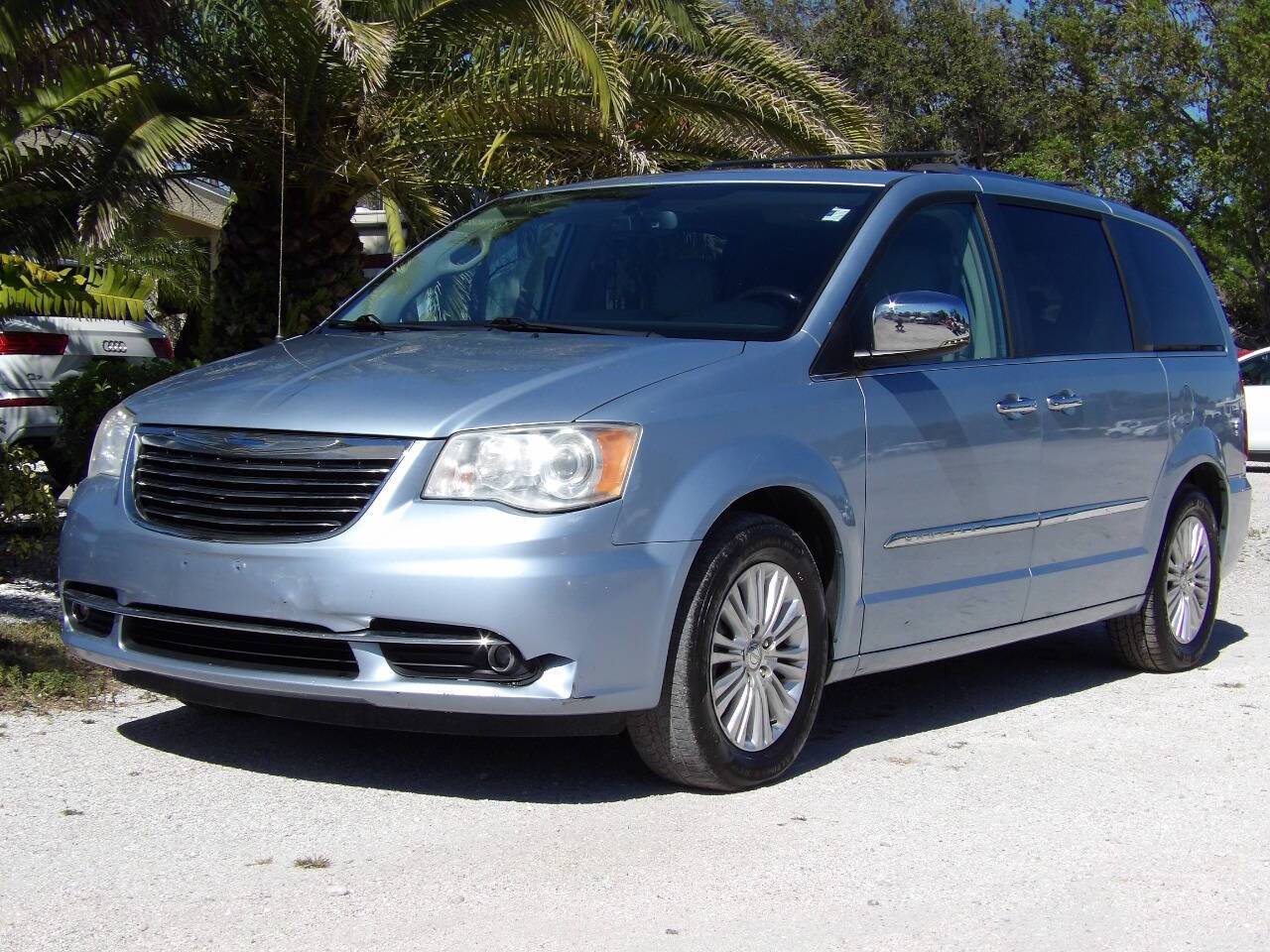 2012 Chrysler Town & Country Limited — Minivan — 120,389 mi — Fort Myers, FL