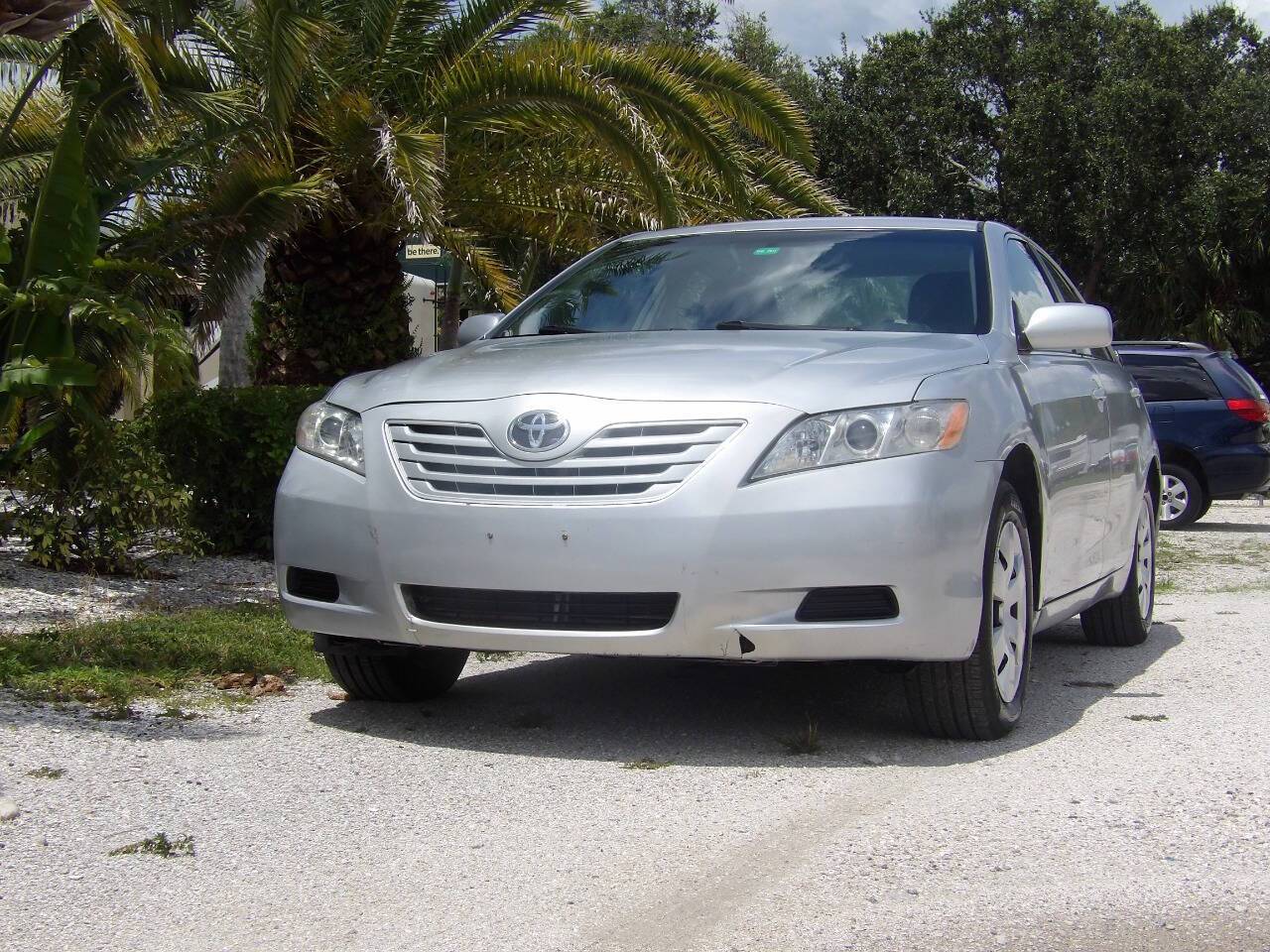 2007 Toyota Camry LE — Sedan — 143,028 mi — Fort Myers, FL