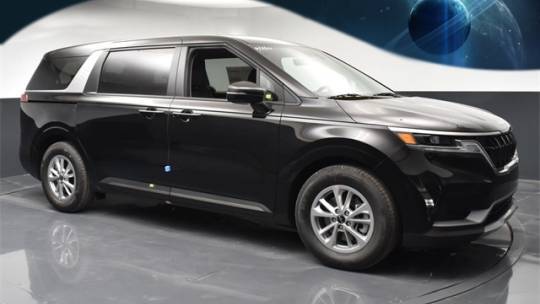 2024 Kia Carnival LXS — Minivan — 3,101 mi — Cocoa, FL