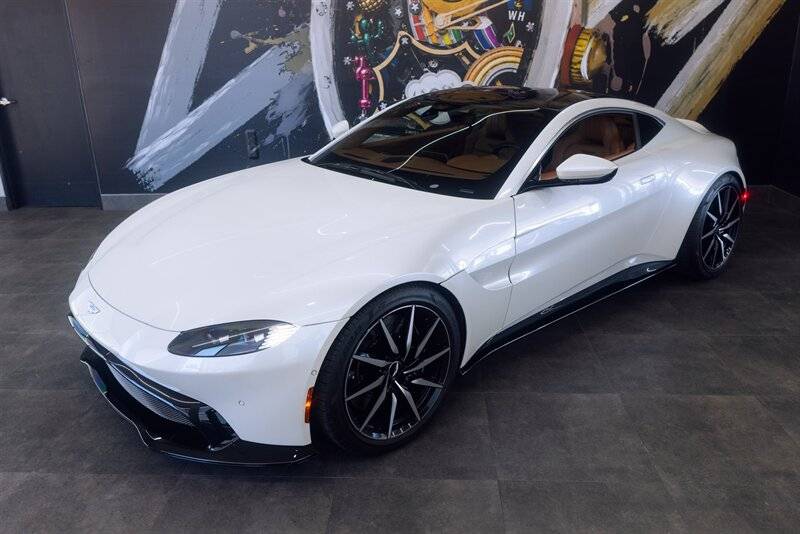 2019 Aston Martin Vantage Standard