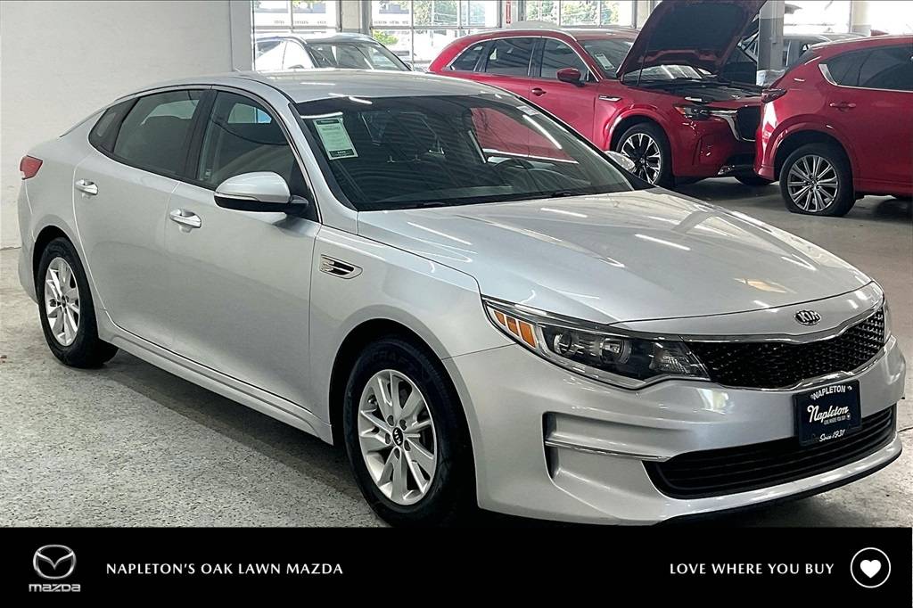 2018 Kia Optima LX — Sedan — 74,034 mi — Oak Lawn, IL