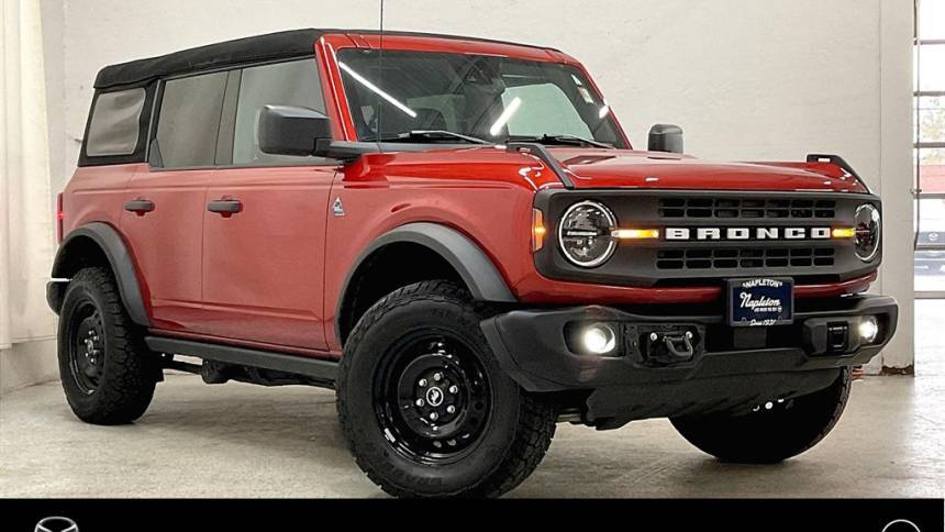 2023 Ford Bronco Black Diamond — SUV — 18,146 mi — Oak Lawn, IL