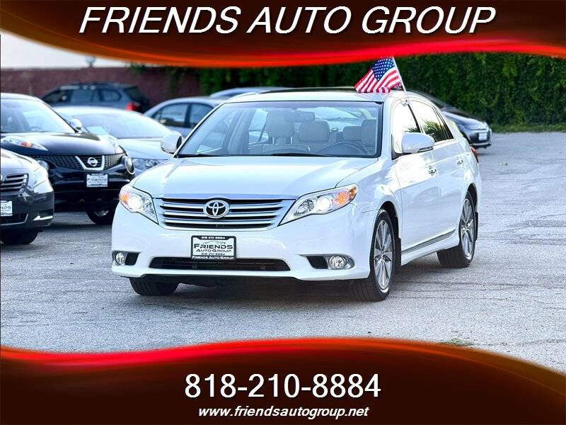 2011 Toyota Avalon Limited — Sedan — 101,510 mi — Van Nuys, CA