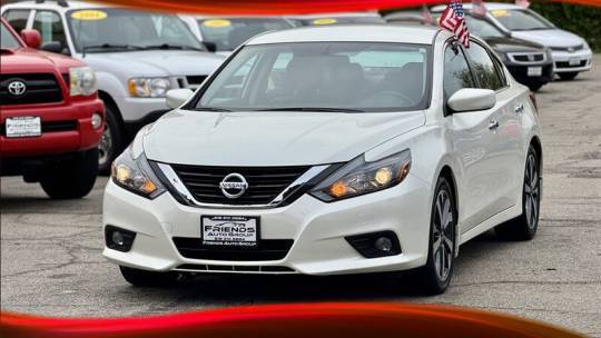 2017 Nissan Altima 2.5 SR — Sedan — 17,615 mi — Van Nuys, CA
