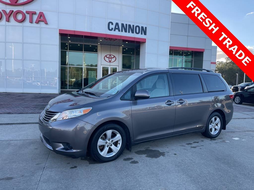 2015 Toyota Sienna LE — Minivan — 127,209 mi — Moss Point, MS