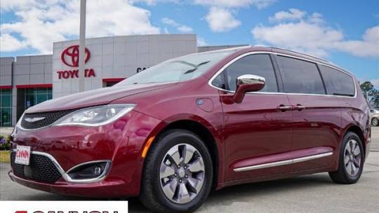 2020 Chrysler Pacifica Hybrid Limited — Minivan — 27,784 mi — Moss Point, MS