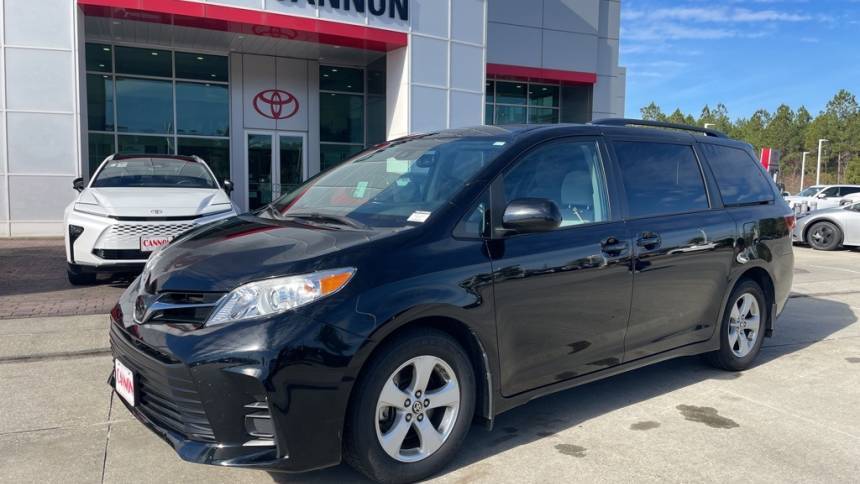 2020 Toyota Sienna LE — Minivan — 59,919 mi — Moss Point, MS