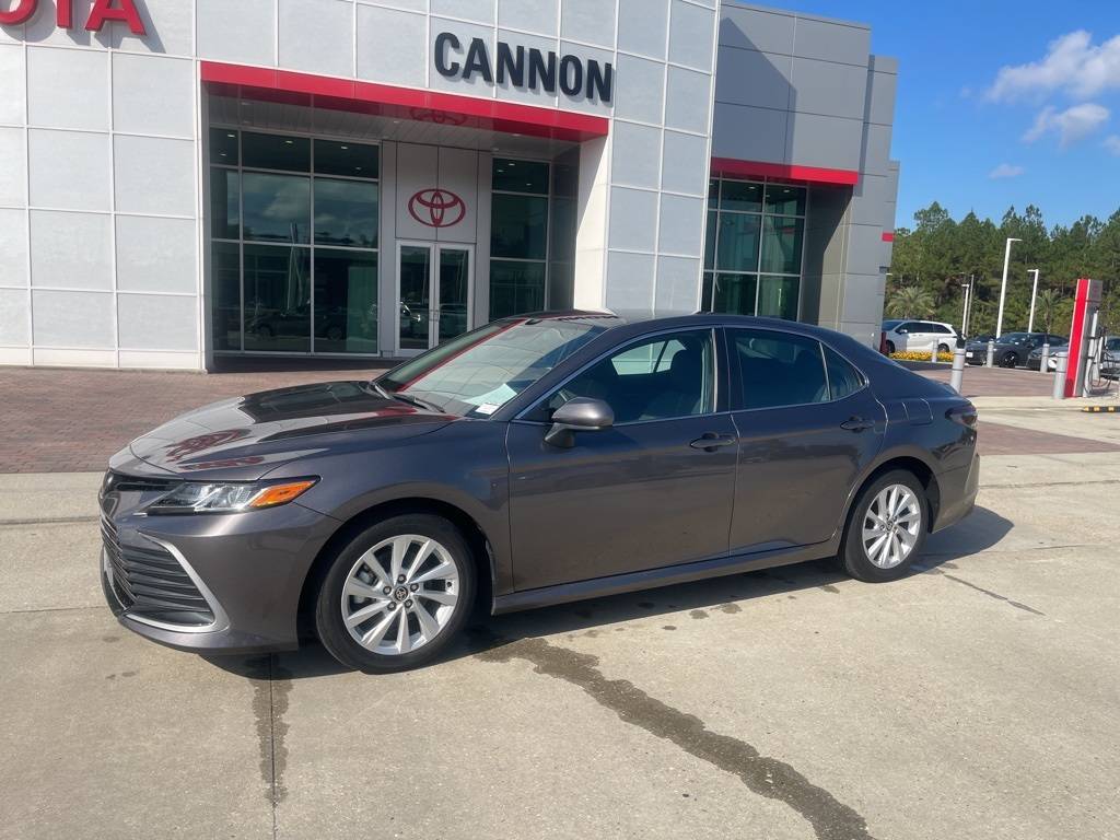 2022 Toyota Camry LE — Sedan — 25,574 mi — Moss Point, MS