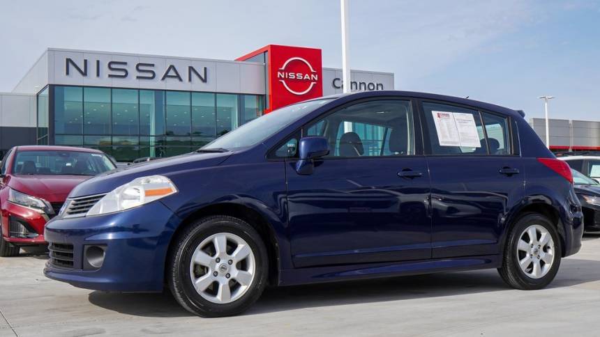 2008 Nissan Versa 1.8 SL — Hatchback — 104,322 mi — Moss Point, MS