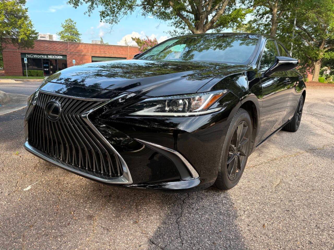 2019 Lexus ES ES 350 Ultra Luxury — Sedan — 93,215 mi — Raleigh, NC