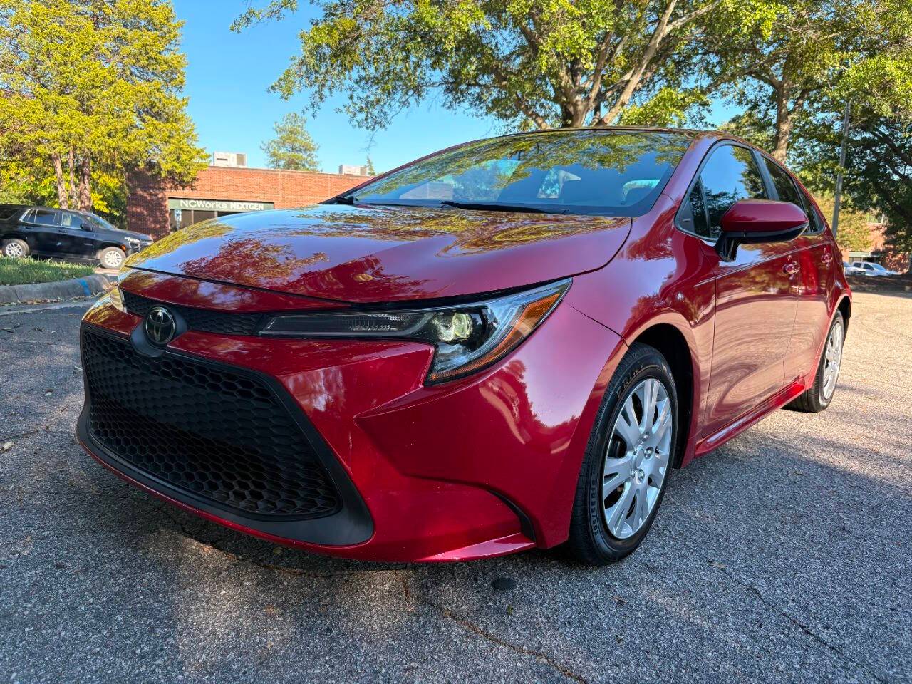2020 Toyota Corolla LE — Sedan — 115,261 mi — Raleigh, NC