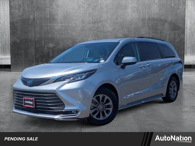 2023 Toyota Sienna XLE — Minivan — 54,694 mi — Roseville, CA
