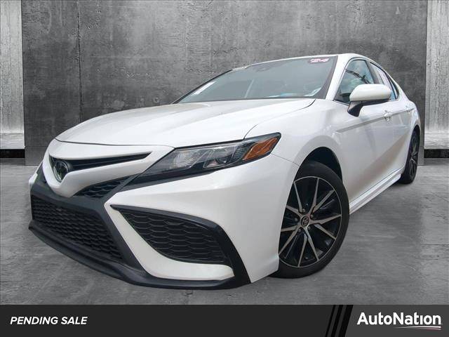 2024 Toyota Camry SE — Sedan — 28,730 mi — Littleton, CO