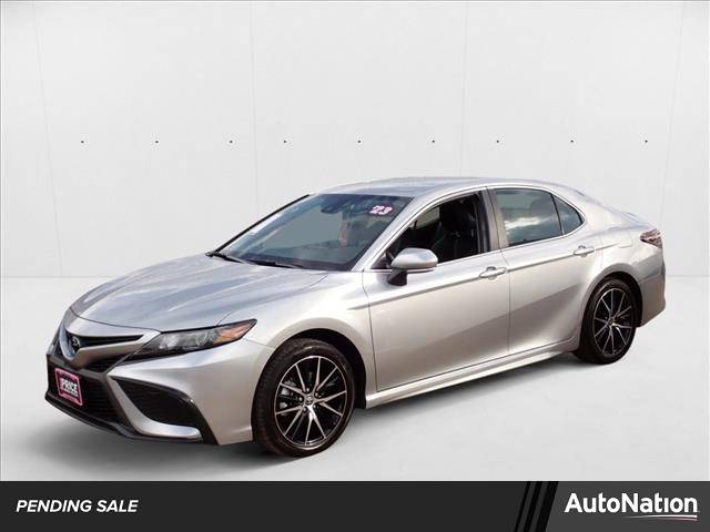 2023 Toyota Camry SE — Sedan — 14,815 mi — Centennial, CO