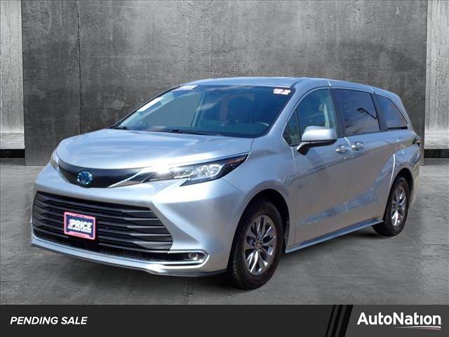 2022 Toyota Sienna XLE — Minivan — 93,356 mi — Centennial, CO