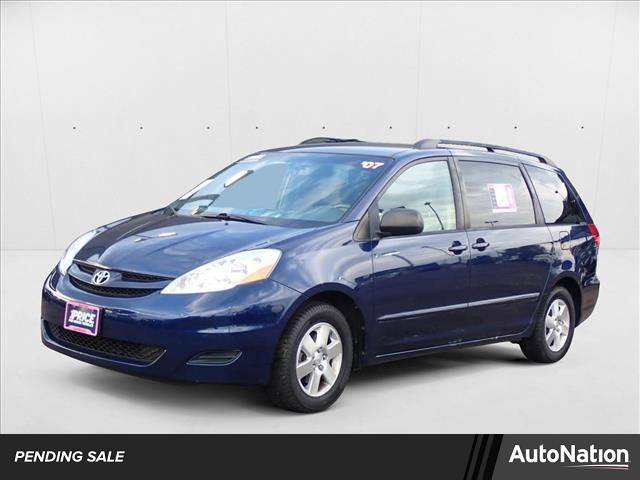 2007 Toyota Sienna LE — Minivan — 171,591 mi — Centennial, CO