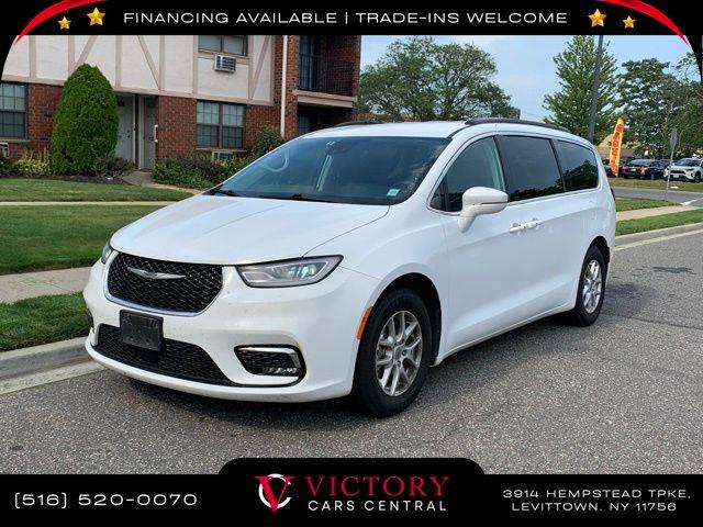 2022 Chrysler Pacifica Touring L — Minivan — 80,987 mi — Levittown, NY