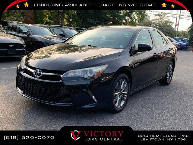 2016 Toyota Camry SE — Sedan — 112,452 mi — Levittown, NY