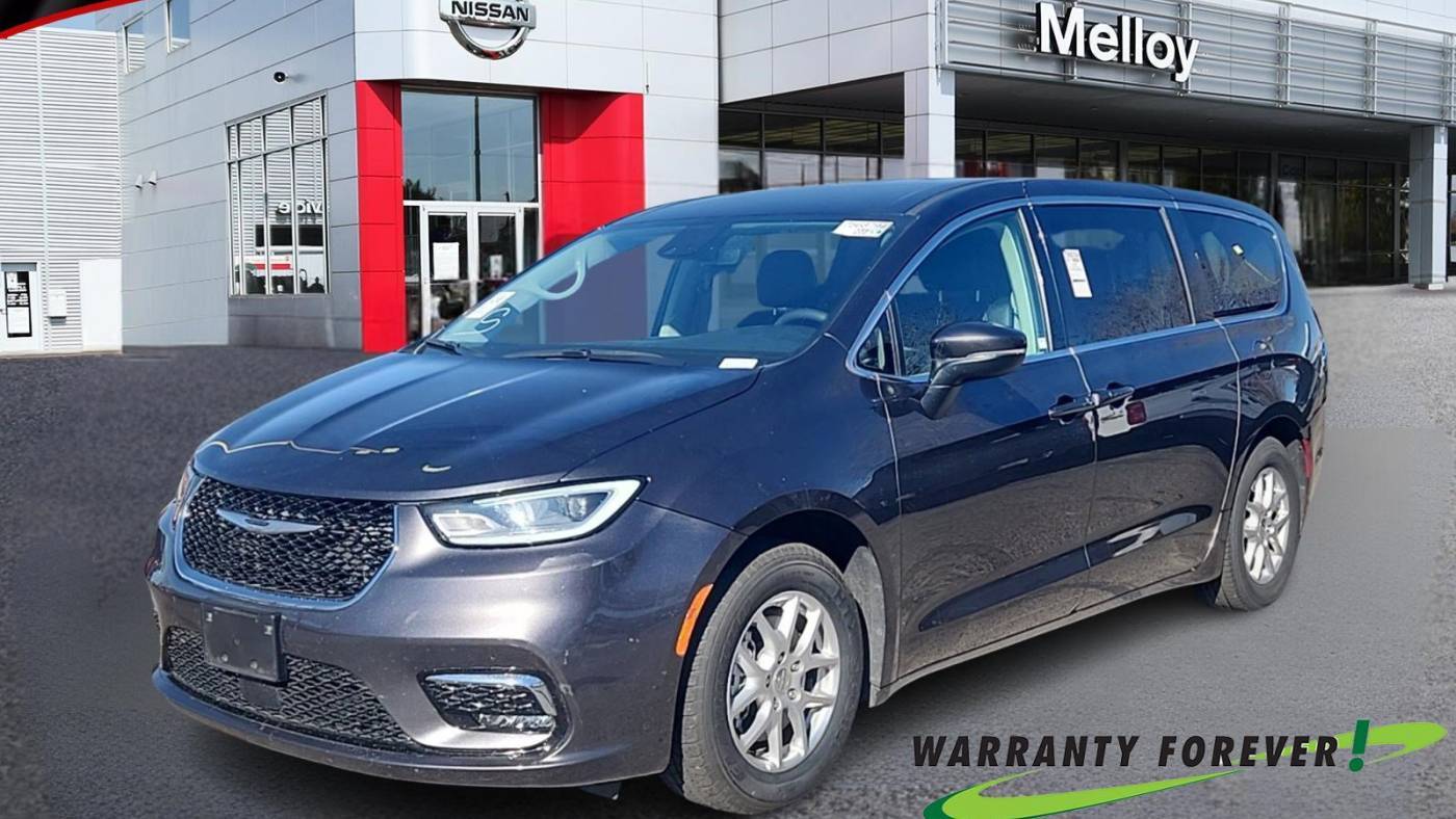 2023 Chrysler Pacifica Touring L — Minivan — 46,518 mi — Albuquerque, NM