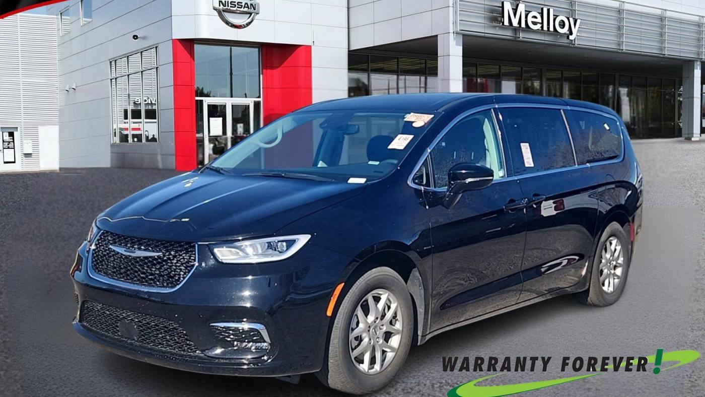 2024 Chrysler Pacifica Touring L — Minivan — 26,957 mi — Albuquerque, NM