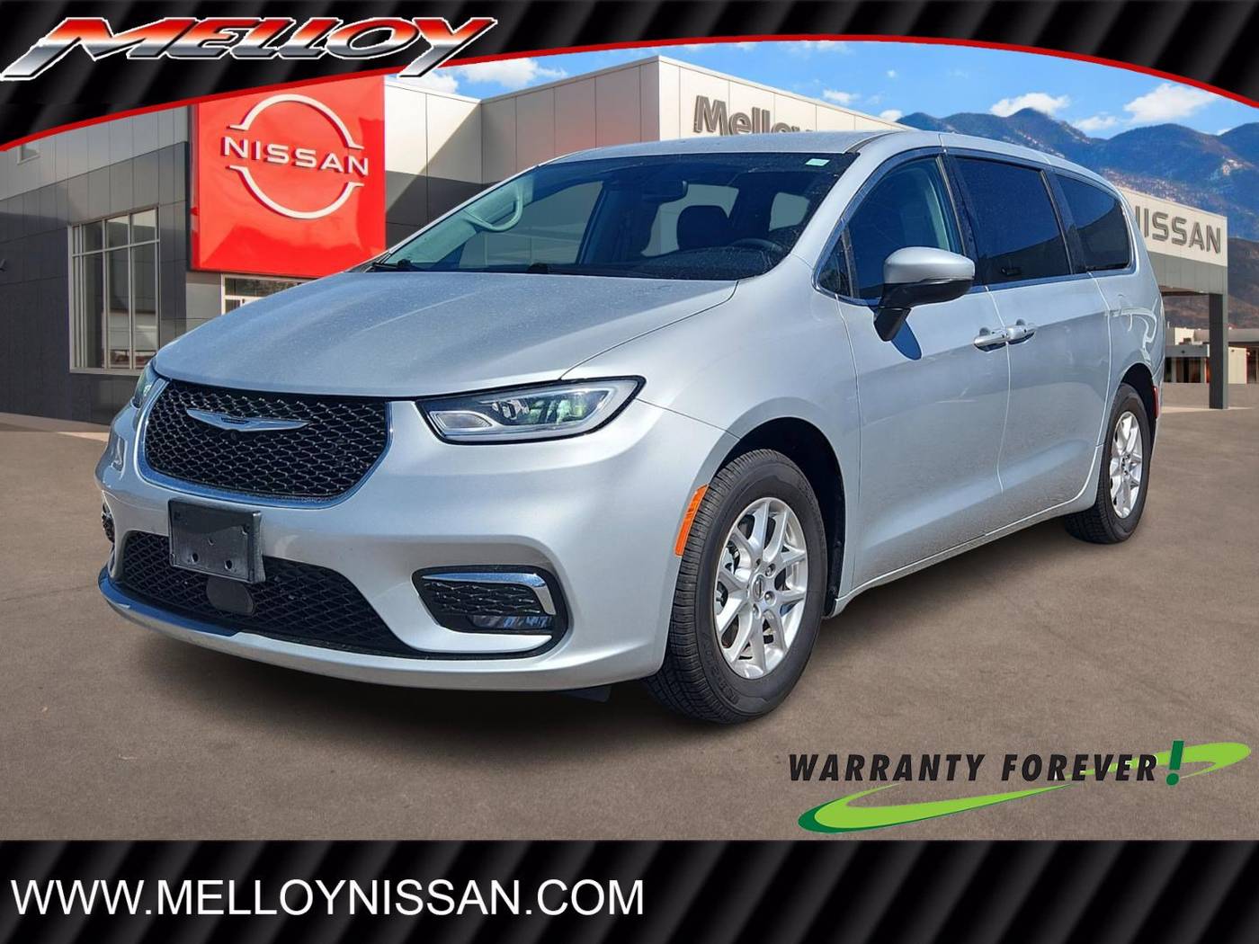 2023 Chrysler Pacifica Touring L — Minivan — 50,221 mi — Albuquerque, NM
