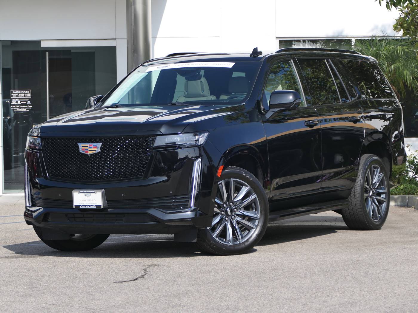 2023 Cadillac Escalade Sport
