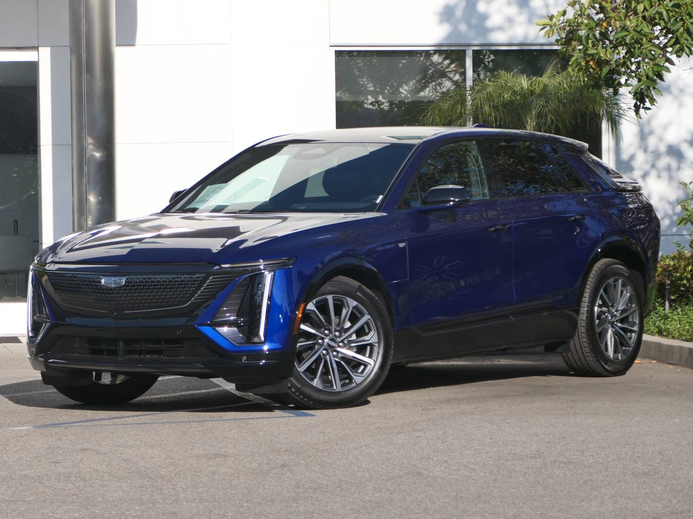 2025 Cadillac LYRIQ Sport — SUV — 1,211 mi — Sherman Oaks, CA