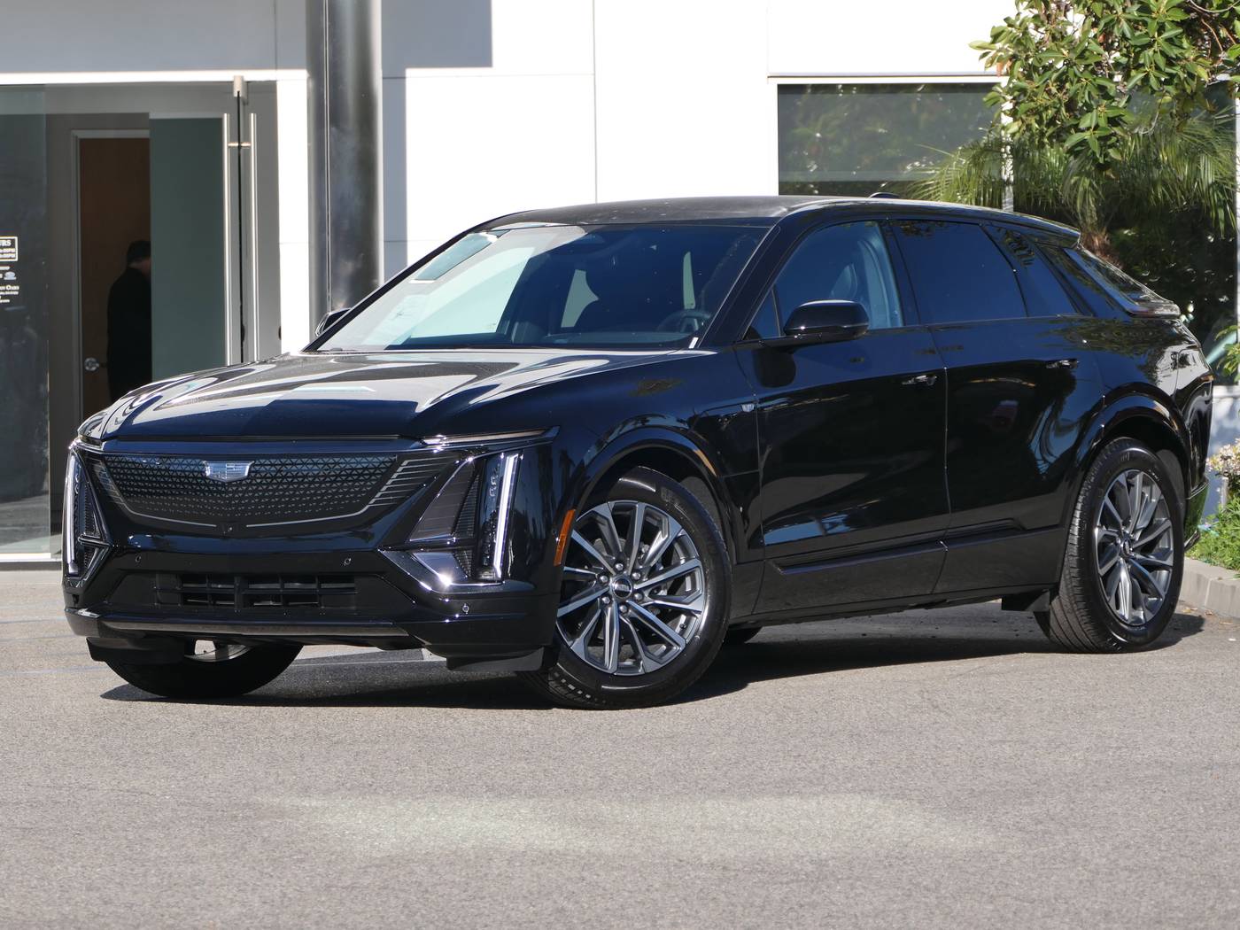2025 Cadillac LYRIQ Sport — SUV — 1,210 mi — Sherman Oaks, CA