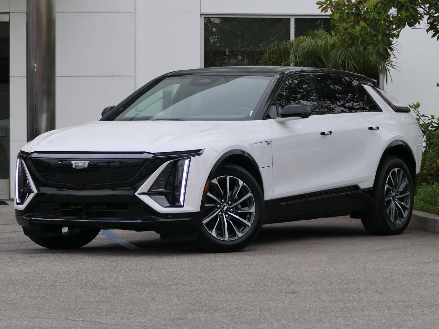 2025 Cadillac LYRIQ Sport — SUV — 1,247 mi — Sherman Oaks, CA