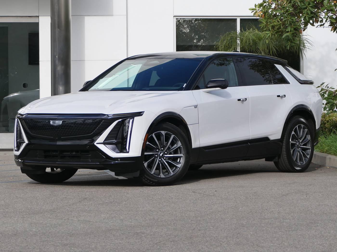 2025 Cadillac LYRIQ Sport — SUV — 1,234 mi — Sherman Oaks, CA