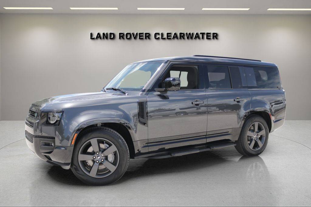 2025 Land Rover Defender X-Dynamic SE