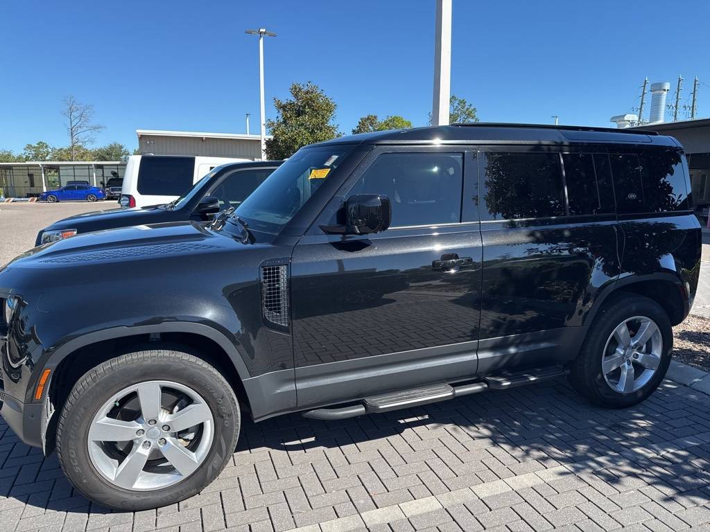 2023 Land Rover Defender S — SUV — 33,432 mi — Clearwater, FL